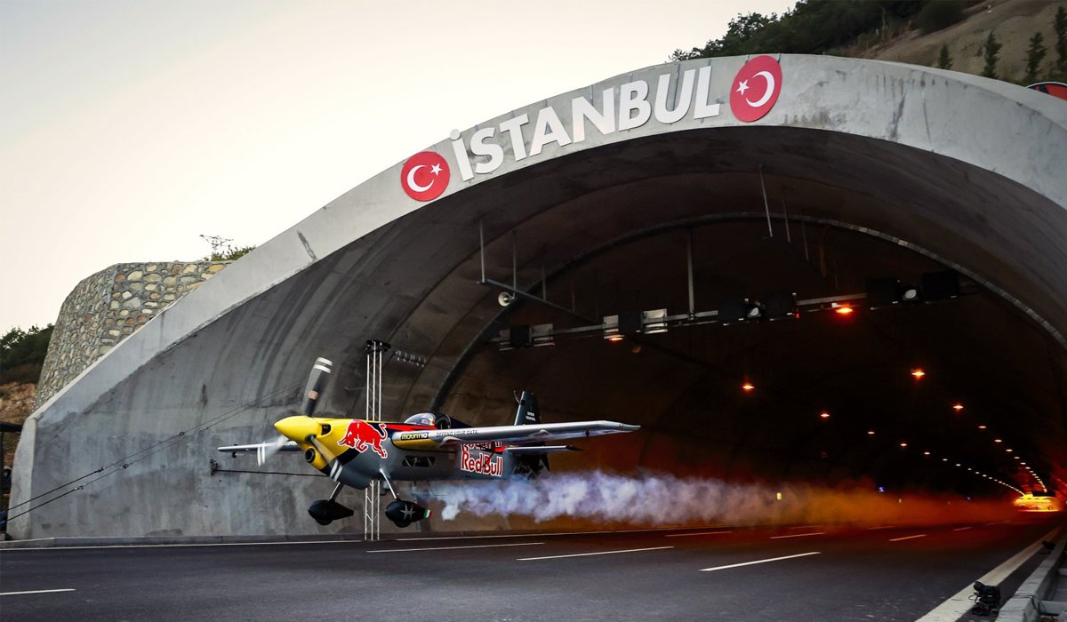Longest tunnel flight world record broken in Turkey